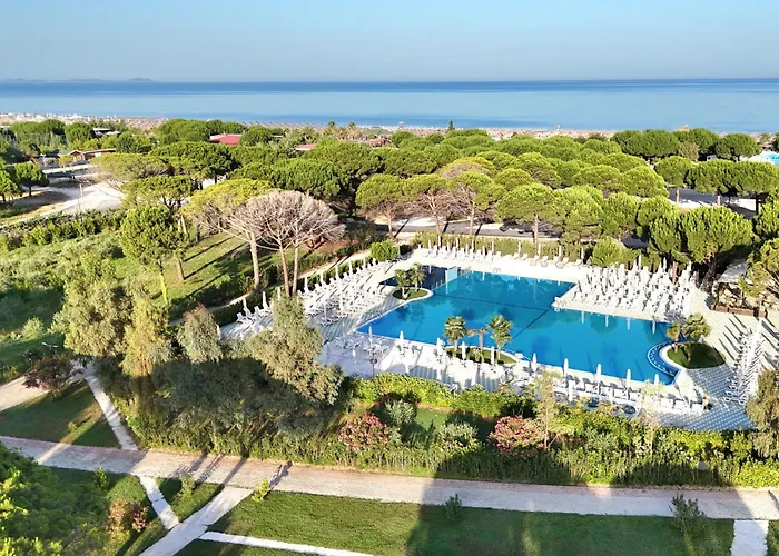 Lalzit Bay Dream Villa - Happy Rentals